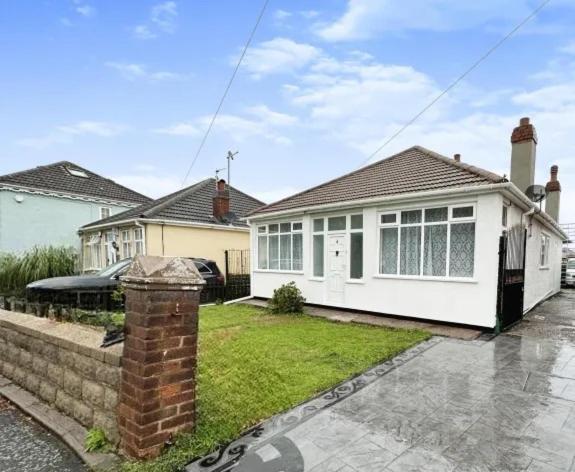 Uplands Grove Bungalow Ξενοδοχείο Γούλβερχαμπτον Εξωτερικό φωτογραφία